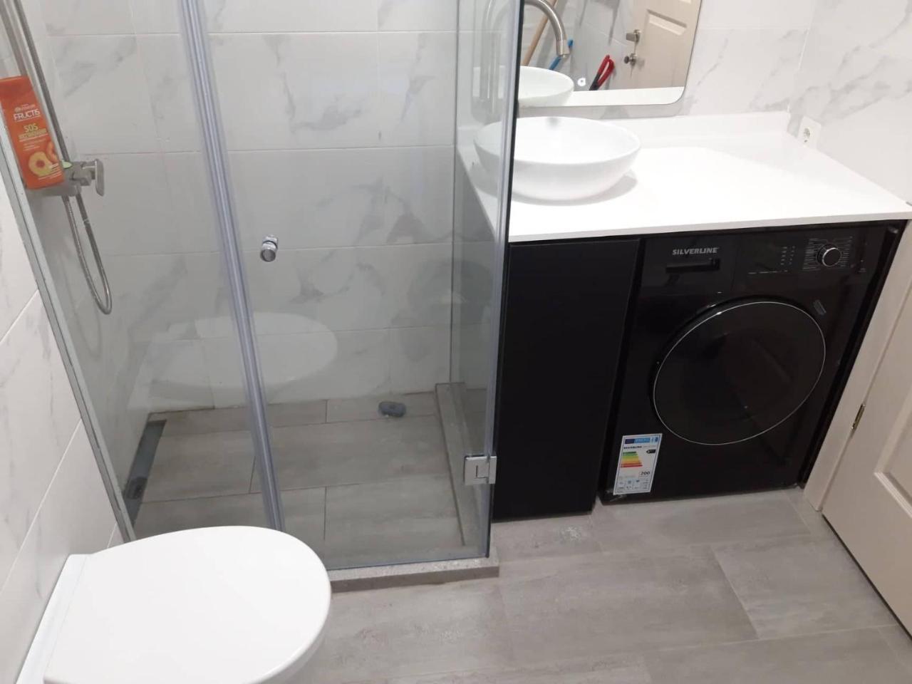 Batumi Studio 1 Luaran gambar