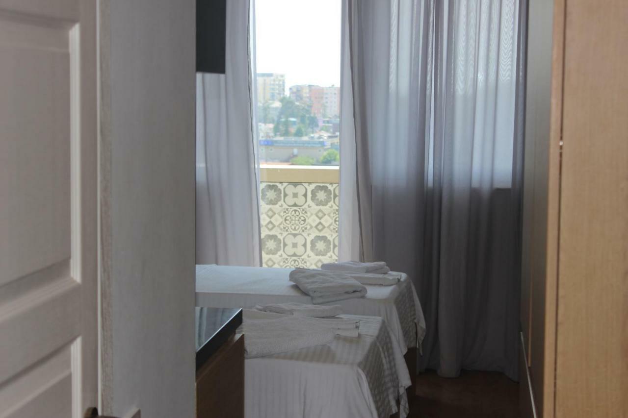 Batumi Studio 1 Luaran gambar